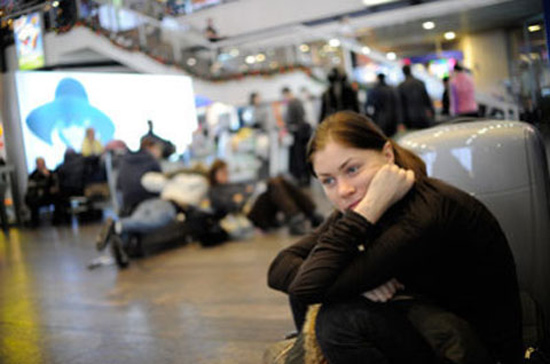 Hàng nghìn du khách mua tour của Lanta Tour Voyage đã phải vạ vật ở các sân bay do nhà điều hành du lịch này bất ngờ tuyên bố phá sản.