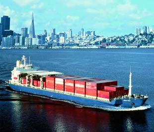 Chuyên chở hàng hóa vận tải bằng đường biển trên thế giới giảm sút nhanh chóng trong năm qua.