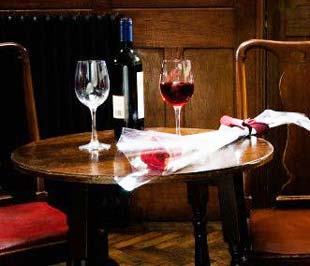 "Tôi quan niệm chọn rượu vang như chọn vợ".