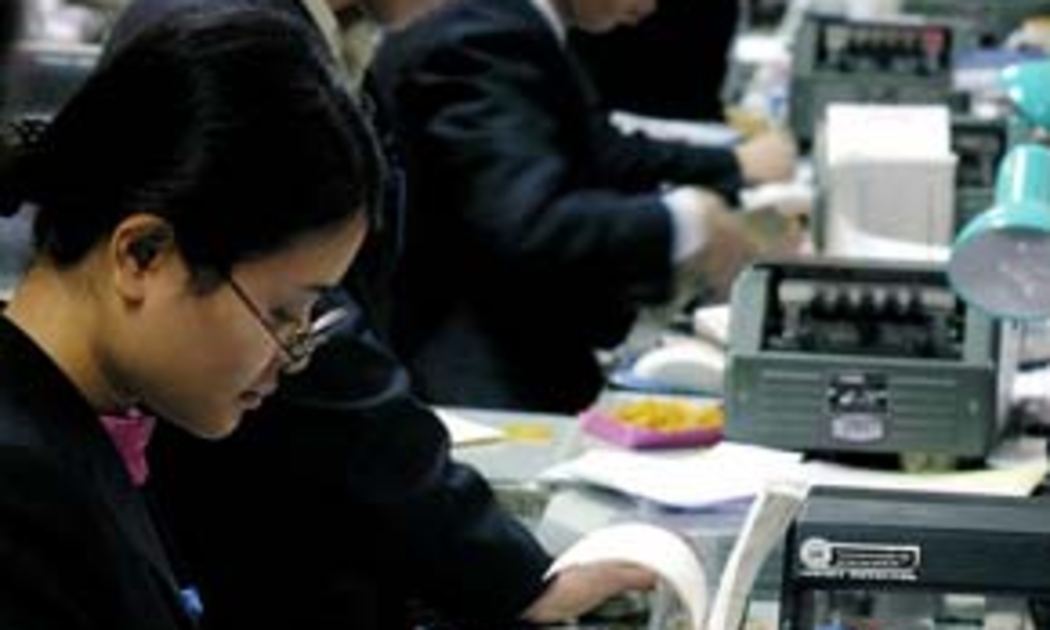 Hiện tại, một số tổ chức, cá nhân có nhu cầu thành lập ngân hàng mới, như đề án thành lập Ngân hàng Vân Phong, Tín Nghĩa, Liên Việt, Dầu khí... - Ảnh: Việt Tuấn.