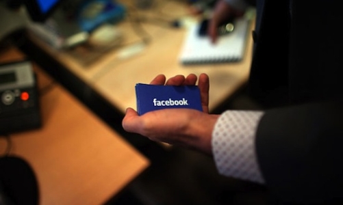 Facebook “còn khuya” mới đạt 1 tỷ thành viên