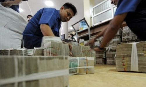 Myanmar thả nổi tỷ giá đồng nội tệ để hút đầu tư