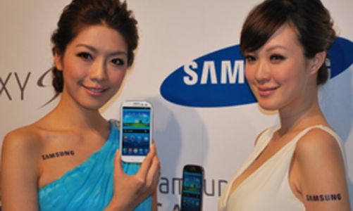 Galaxy S3 bán chạy chưa từng thấy