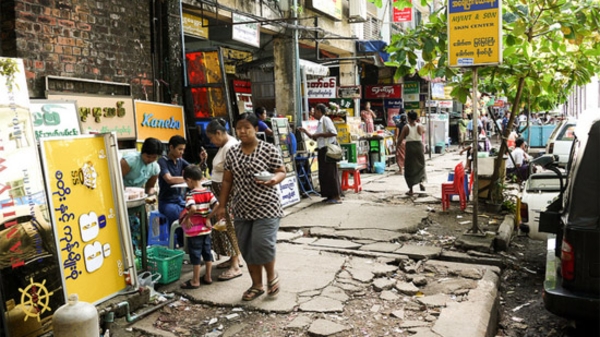 Mỹ xóa lệnh cấm đầu tư vào Myanmar