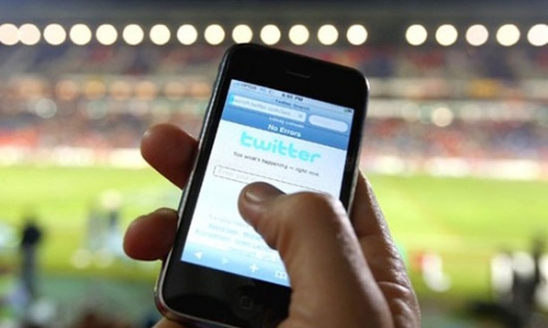 Apple sẽ “đổ cả đống tiền” vào Twitter