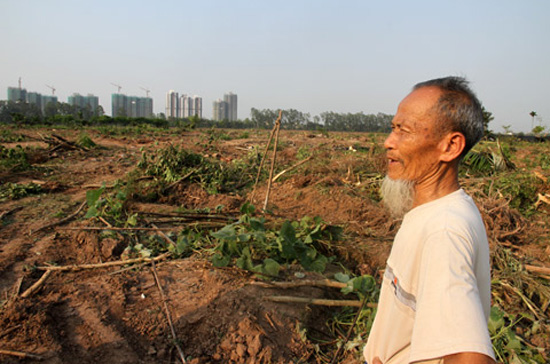 Đất đai, từ góc nhìn của nhà quản lý, đang là vấn đề rất "nóng" trong quá trình thực hiện tái cơ cấu nền kinh tế - Ảnh: VnExpress.
