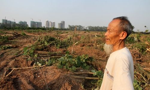 Giải pháp đột phá tái cơ cấu kinh tế: Đất đai và... đất đai