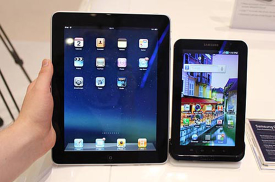 Ông Birss cho rằng, người tiêu dùng không thể nào nhầm lẫn các mẫu máy tính của hai hãng sản xuất này.