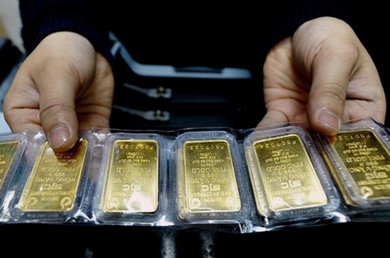  Tuần trước, vàng miếng tăng giá khoảng 500.000 đồng/lượng nhờ giá vàng quốc tế có tuần tăng mạnh nhất trong 1 tháng trở lại đây. Tuy nhiên, thị trường vẫn đang trong trạng thái trầm lắng.