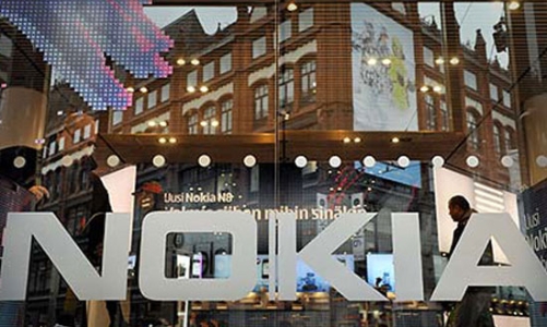 “Nokia chìm nhanh như hòn đá tảng”