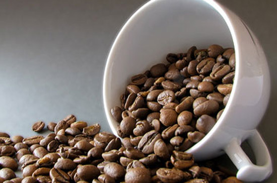 Cà phê giao hàng tháng 7 - 8 của Việt Nam hiện đang được chào mua với giá cao hơn 80 USD/tấn so với giá cà phê robusta giao tháng 9 trên sàn Liffe ở London.