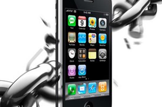 Ngoài nguyên nhân người dùng iPhone không muốn cứ phải "dạo chơi trong khu vườn với lính Apple canh bên ngoài", còn có những lý do khác.