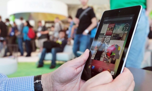 Cận cảnh máy tính bảng “bom tấn” của Google