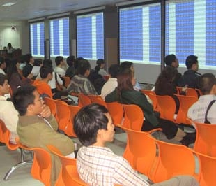 Khối lượng giao dịch trên sàn Tp.HCM đã có sự vượt trội so với những phiên vừa qua.