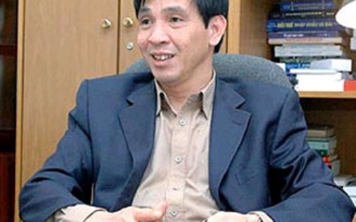 Thứ trưởng Bộ Tài chính Trương Chí Trung: "Nguyên tắc của chúng tôi trong giải quyết nợ xấu tại các doanh nghiệp 
nhà nước là sẽ chỉ giải quyết nợ xấu ở những doanh nghiệp có kế hoạch 
tái cơ cấu tốt, có tiềm năng phát triển. Còn đối với những công ty không
 có triển vọng phát triển, chúng tôi sẽ cho phá sản”.