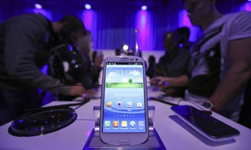 “Galaxy S3 sẽ phải xấu hổ trước iPhone 5”
