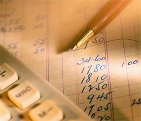 Về kết quả kiểm toán năm nay (niên độ ngân sách 2005), có thể thấy những vi phạm trong thu, chi và lãng phí ngân sách nhà nước đang có xu hướng gia tăng - Ảnh minh họa.