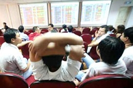 Khó khăn của thị trường chứng khoán kéo dài từ cuối năm 2010 cho đến nay.