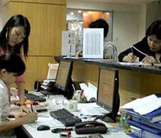 Cổ phiếu ngân hàng vẫn được ít nhà đầu tư giao dịch.