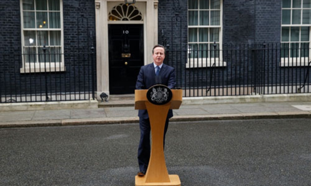 Thủ tướng Anh David Cameron phát biểu tại số 10 phố Downing ngày 20/2 - Ảnh: Bloomberg.