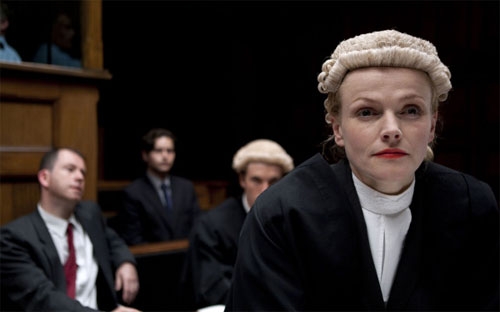 Phí tư vấn trung bình của luật sư London hiện vẫn là 850 Bảng/giờ như năm 2015, nhưng mức cao nhất đã lên tới 1.100 Bảng/giờ.