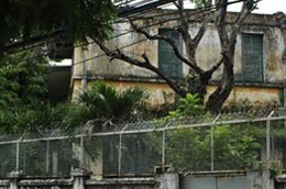 Hiện thành phố Hà Nội còn hơn 50.000 căn hộ chưa bán và cấp giấy chứng nhận.