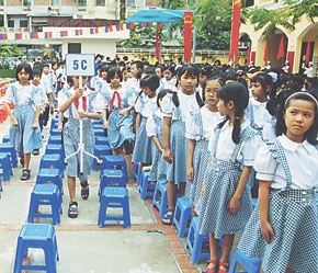 Cái khó nhất trong Đề án tăng học phí chính là làm sao huy động thêm sức đóng góp của xã hội đối với giáo dục thông qua con đường học phí nhưng không làm cho người nghèo phải bỏ học.