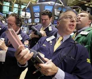 Trong tuần, chỉ số Dow Jones tăng 7,33%, chỉ số S&P 500 lên 6,97% và chỉ số Nasdaq tiến thêm 7,44% - Ảnh: AP.