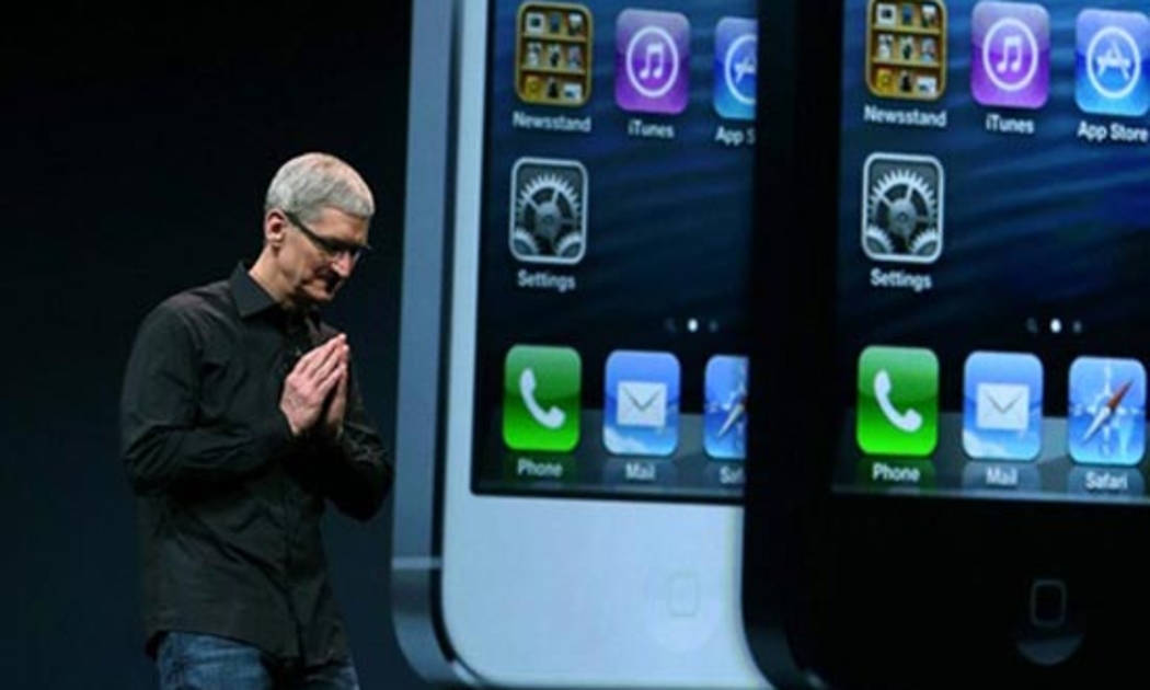 iPhone 5 vẫn trung thành với hai mầu đen, trắng.