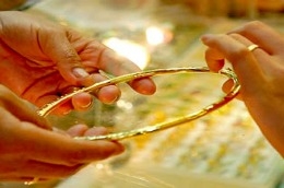 Giá vàng đã vượt 39,7 triệu đồng vào chiều nay (19/7).