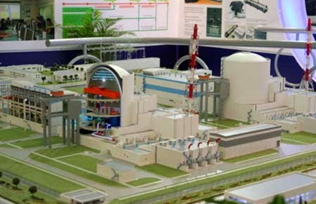 Mô hình nhà máy điện hạt nhân Ninh Thuận.