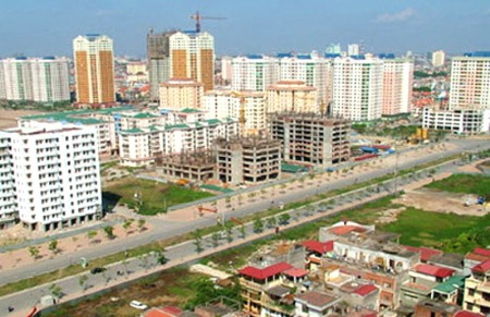 Hoạt động môi giới bất động sản hiện vẫn mang tính tự phát với quy mô nhỏ.