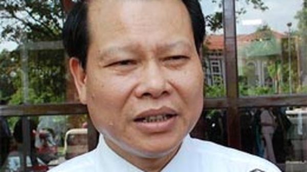 Kích cầu: “Nên dừng ngắn hạn, chọn lâu dài”