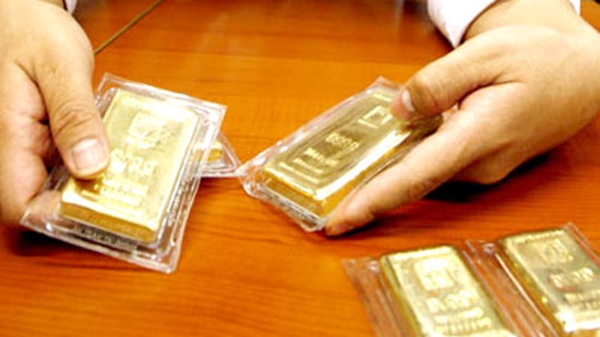 Vàng miếng “phi SJC” được yêu cầu ngừng sản xuất