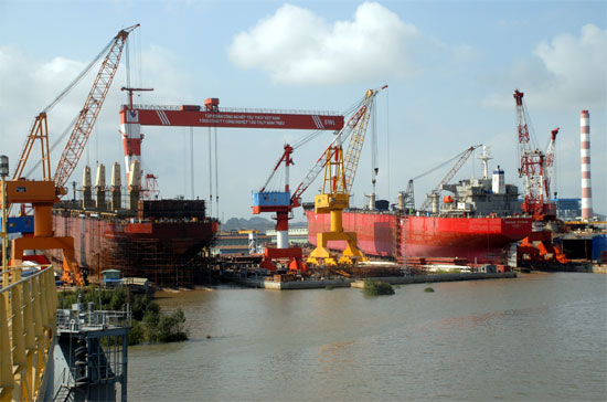 Bộ trưởng Nguyễn Xuân Phúc cho biết, sẽ công bố kết quả thanh tra Vinashin và sớm xét xử cá nhân tổ chức vi phạm pháp luật.