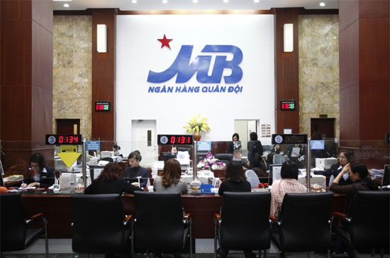 Có thể nói đây là lần đầu tiên việc hoàn thành các chỉ tiêu của năm, đặc biệt là về lợi nhuận, của MB đứng trước những câu hỏi từ thị trường.
