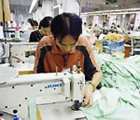 Mức lương thấp là 1 trong những lý do khiến người lao động không quay trở lại làm việc.