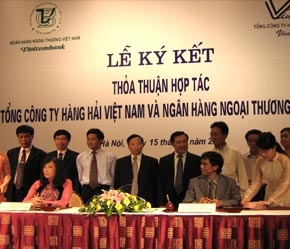 Quang cảnh tại lễ ký - Ảnh: Từ Nguyên.