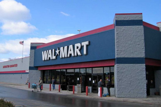 Wal-Mart dẫn đầu danh sách 500 doanh nghiệp lớn nhất thế giới.