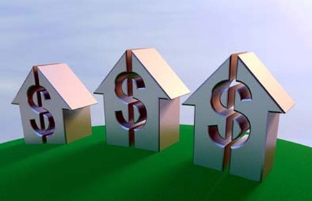 Không ít giới đầu tư bất động sản vẫn đang ngồi bên lề quan sát thị trường.