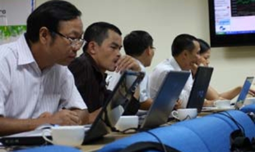 Thuế thu nhập từ chứng khoán: Trông người, ngẫm ta