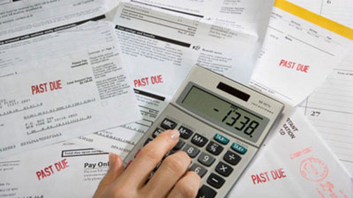 Những hoạt động kinh tế hợp pháp nhưng bị giấu diếm có chủ ý, nhằm tránh phải nộp thuế (thuế thu nhập, thuế VAT), tránh đóng bảo hiểm xã hội, tránh thực hiện các quy định của Nhà nước...được xem là kinh tế ngầm.