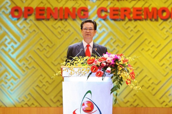 "Các vị lãnh đạo ASEAN đã thông qua Tuyên bố ASEAN về phục hồi và phát triển bền vững, trong đó đặc biệt nhấn mạnh đến liên kết kinh tế ASEAN".
