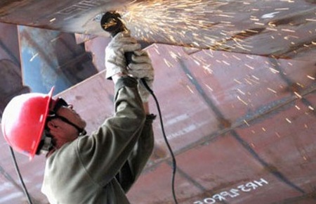 Nguyên tắc của quá trình tái cơ cấu là thực hiện theo nguyên tắc thị trường việc thoái vốn nhà nước đã đầu tư vào ngành không phải kinh doanh chính hoặc không trực tiếp liên quan với ngành kinh doanh chính