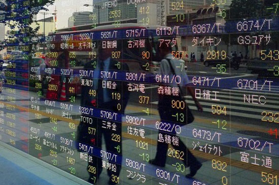 Ngoài tin tốt từ Nhật, giới đầu tư tại châu Á hôm nay còn lạc quan nhờ thống kê tích cực về thị trường việc làm Mỹ.