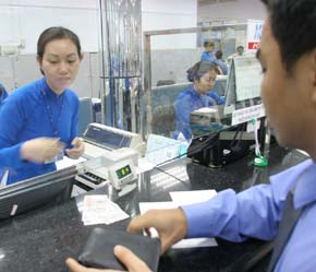 Hầu hết mọi người đều có quan niệm rằng thủ tục vay tiền của ngân hàng rất phức tạp.