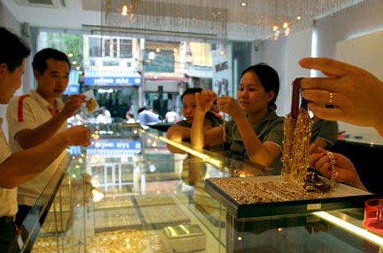 Sự phục hồi của giá vàng trong nước sáng nay là kết quả của phiên tăng giá đêm qua của giá vàng quốc tế.