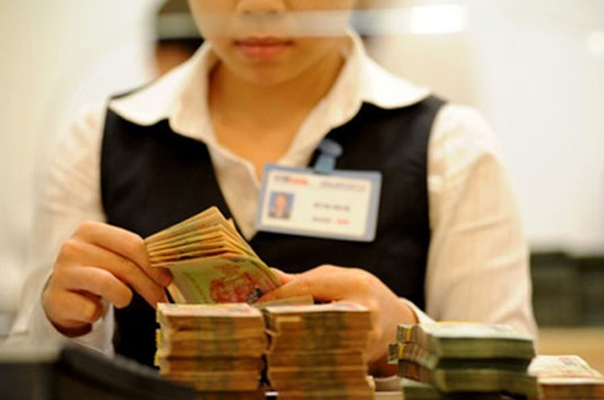 Suốt từ đầu tháng 5/2011 đến nay, thị trường tiền tệ đã bộc lộ một sự bất ổn hiếm thấy.