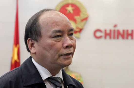 Phó thủ tướng Nguyễn Xuân Phúc sẽ trả lời về việc chỉ đạo giải quyết những tồn tại, sai phạm của các tập đoàn kinh tế.