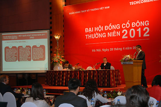 Năm 2012, Techcombank đặt chỉ tiêu lợi nhuận trước thuế là 5.300 tỷ đồng.
